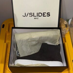 J Slides Dk Grey Slip-On Sneakers